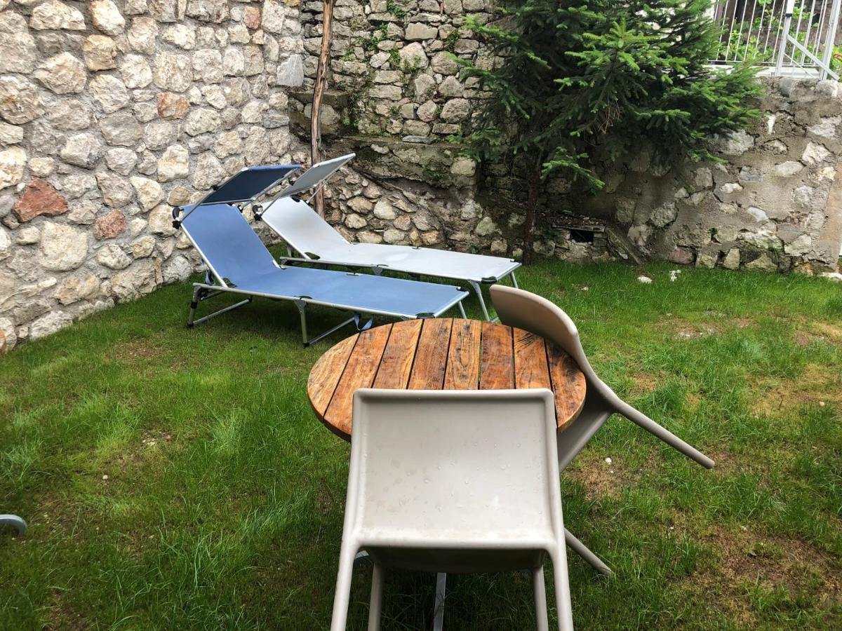 Ca De L'Angelon Aparthotel Brenzone sul Garda Exterior foto