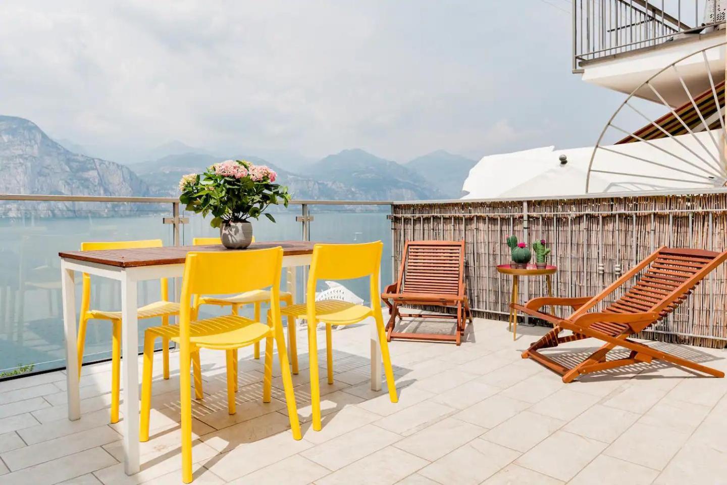 Ca De L'Angelon Aparthotel Brenzone sul Garda Exterior foto