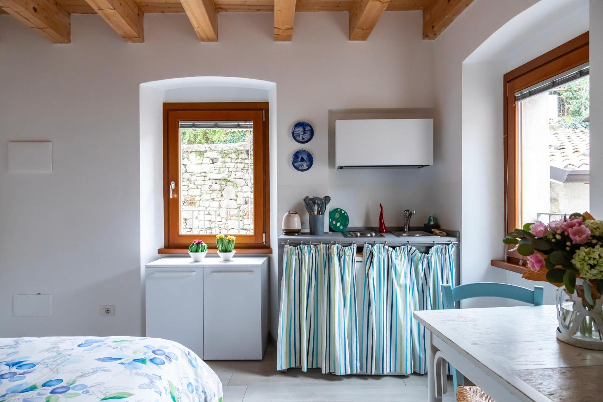Ca De L'Angelon Aparthotel Brenzone sul Garda Cameră foto